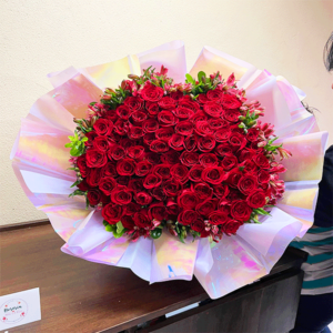 Ramo de 100 rosas rojas